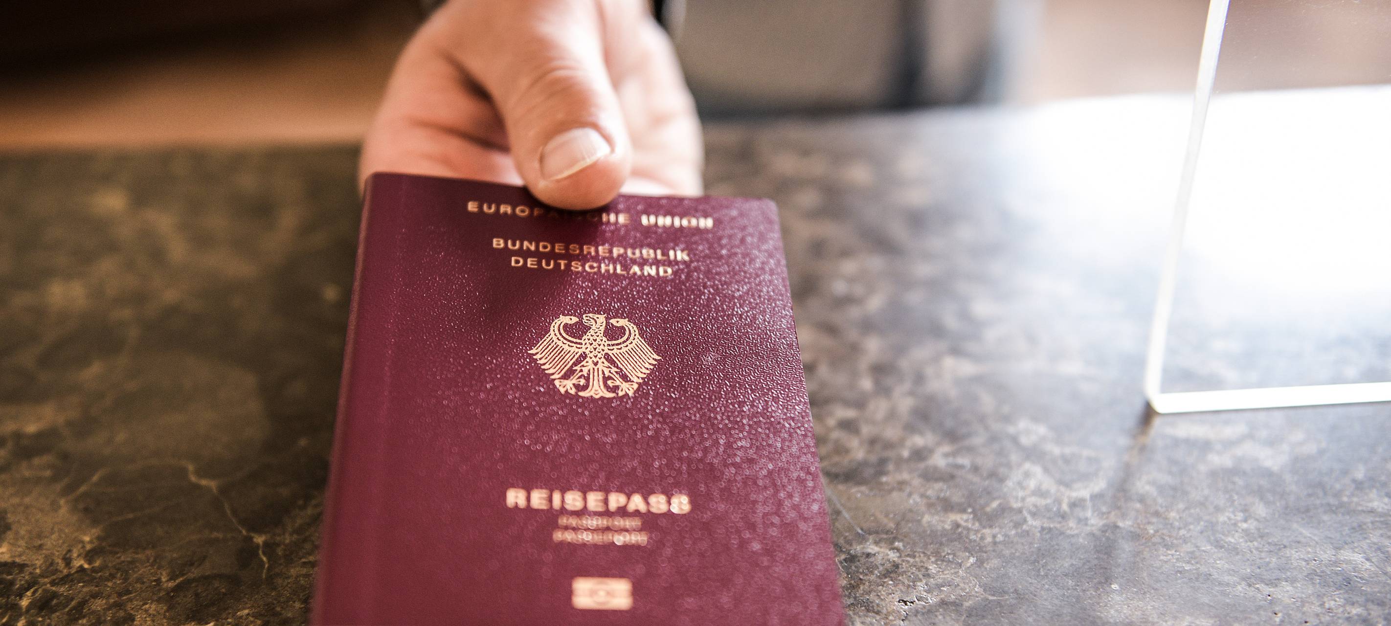 Personalausweis noch gültig?