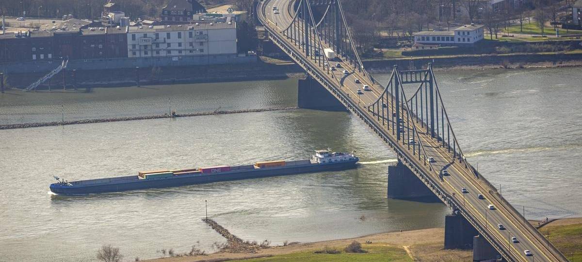 Sanierungsarbeiten: Uerdinger Rheinbrücke am Wochenende gesperrt