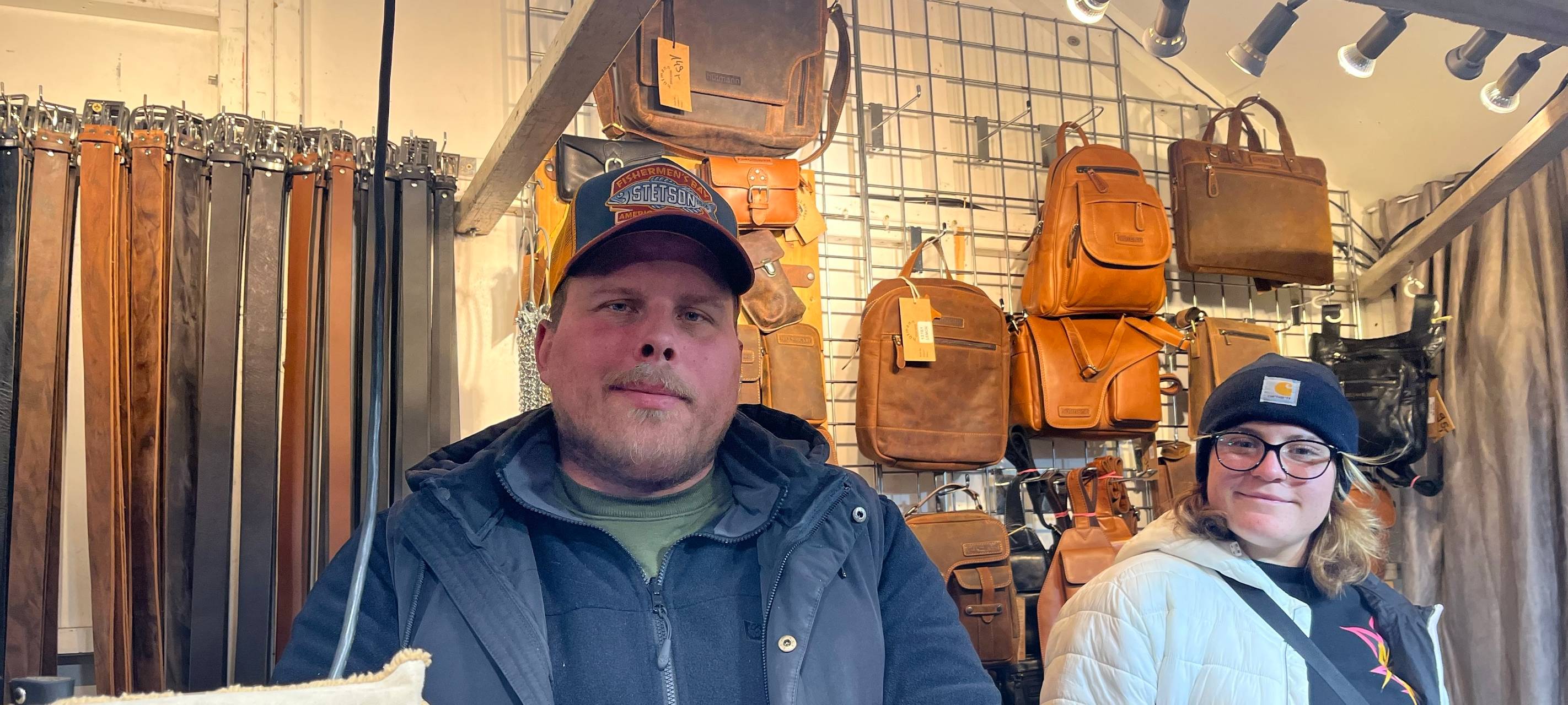 Friedenslicht Aktion auf dem Duisburger Weihnachtsmarkt