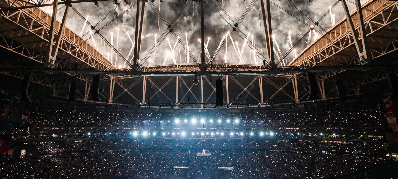 Philadelphia Eagles - Kansas City Chiefs, Super Bowl im State Farm Stadium: Rihanna tritt während der Halbzeitshow auf.