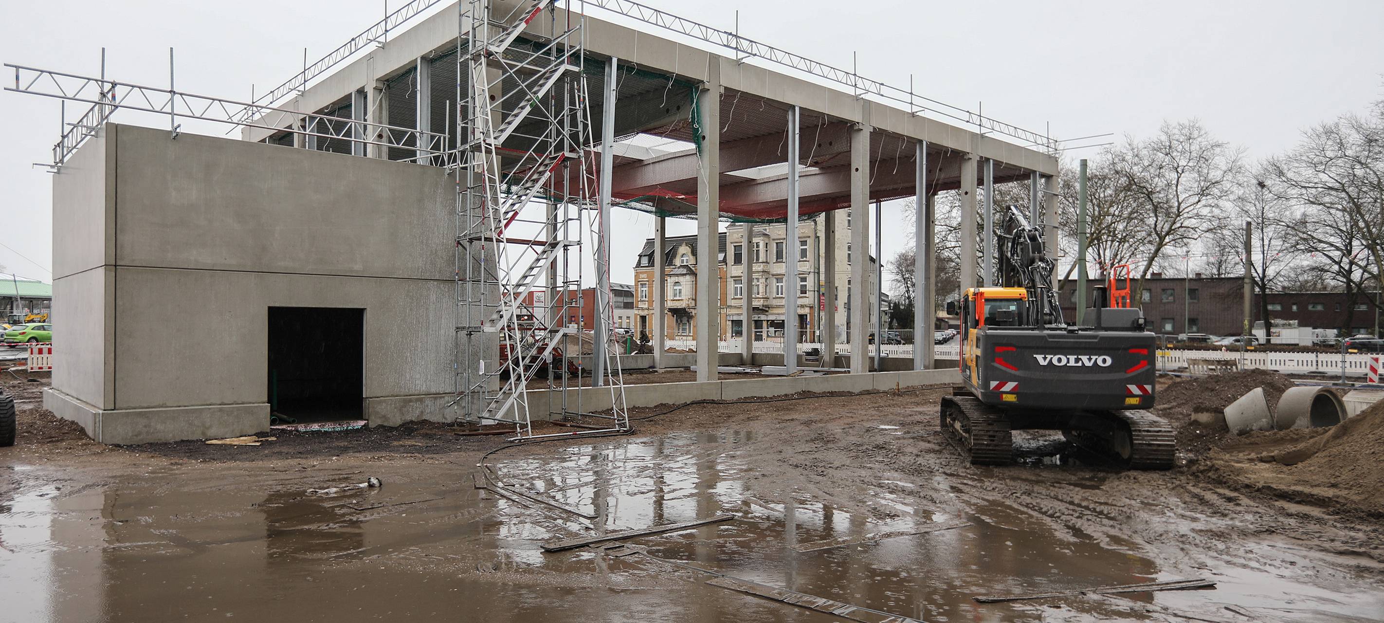 Größte Autowaschanlage Duisburgs entsteht in Wanheimerort