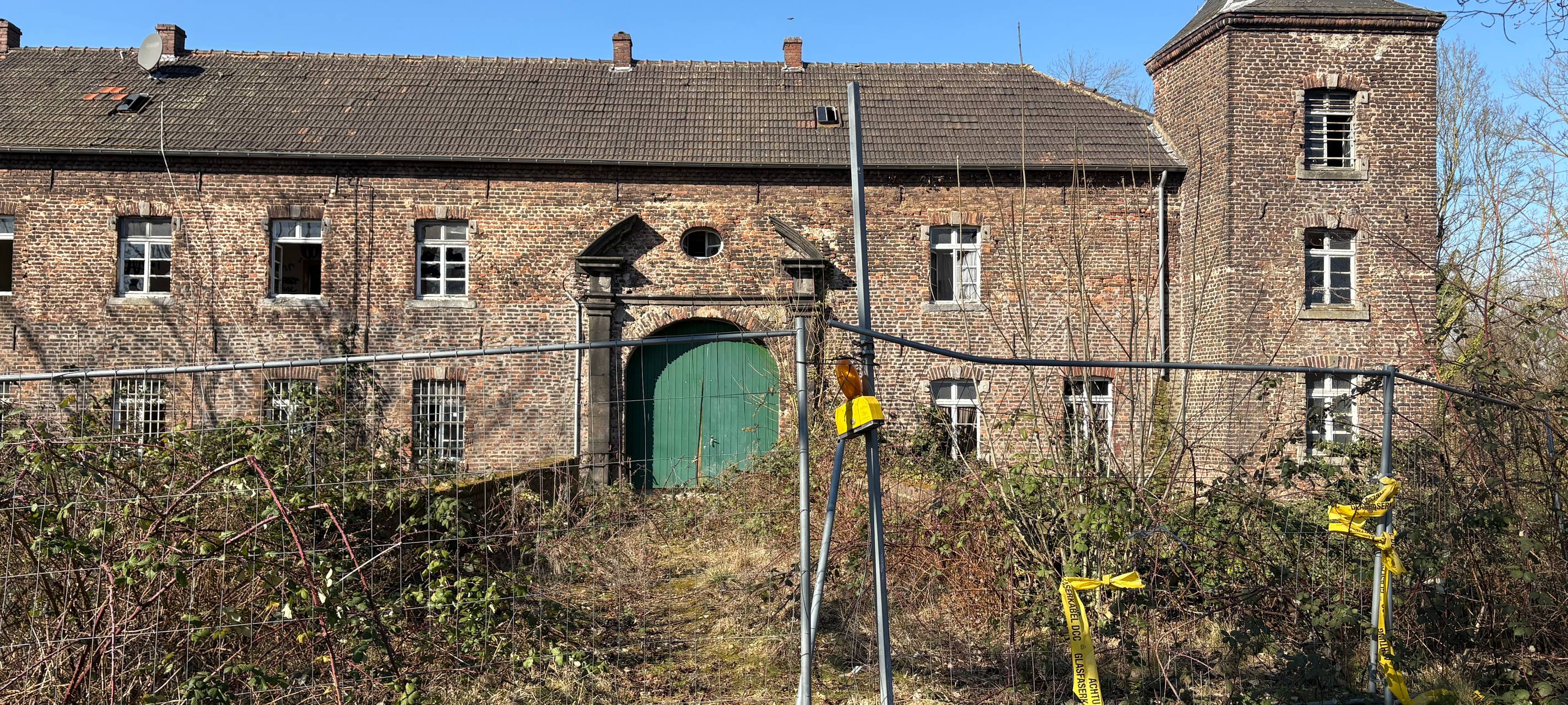 Gut Böckum verfällt immer weiter.