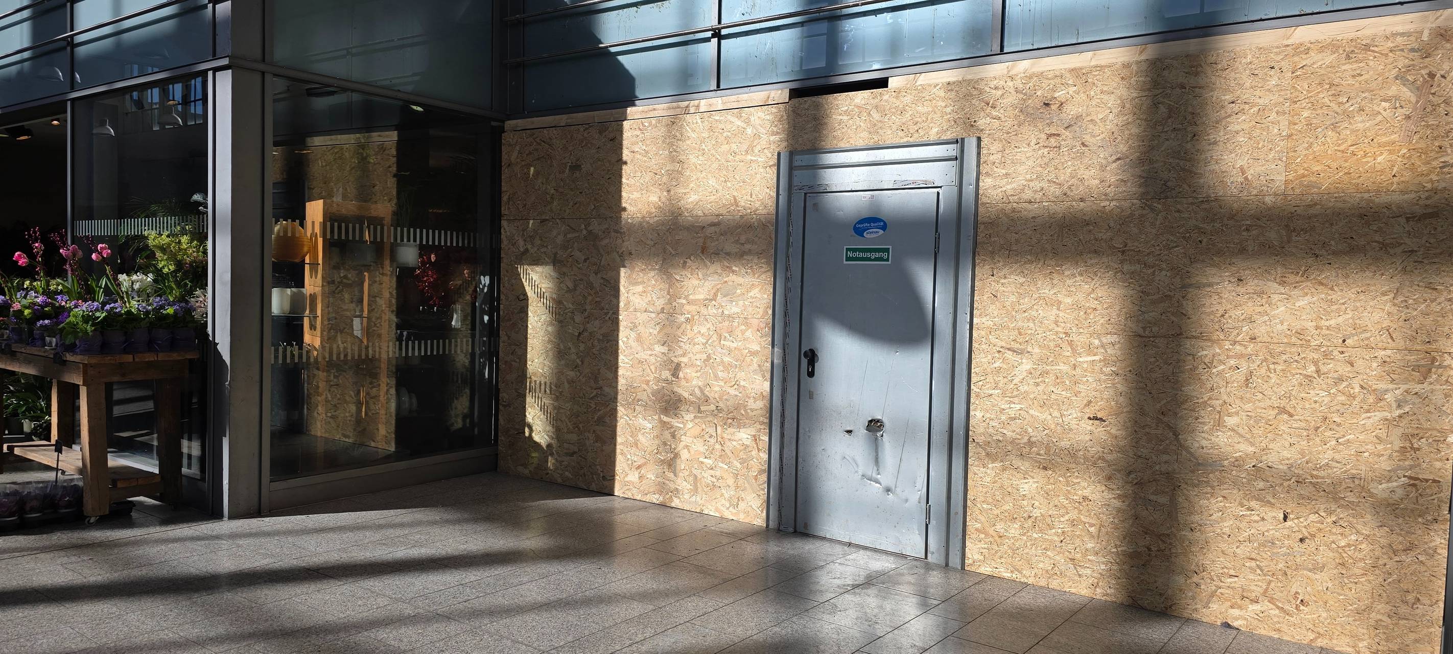 Neue Geschäfte im Duisburger Hauptbahnhof