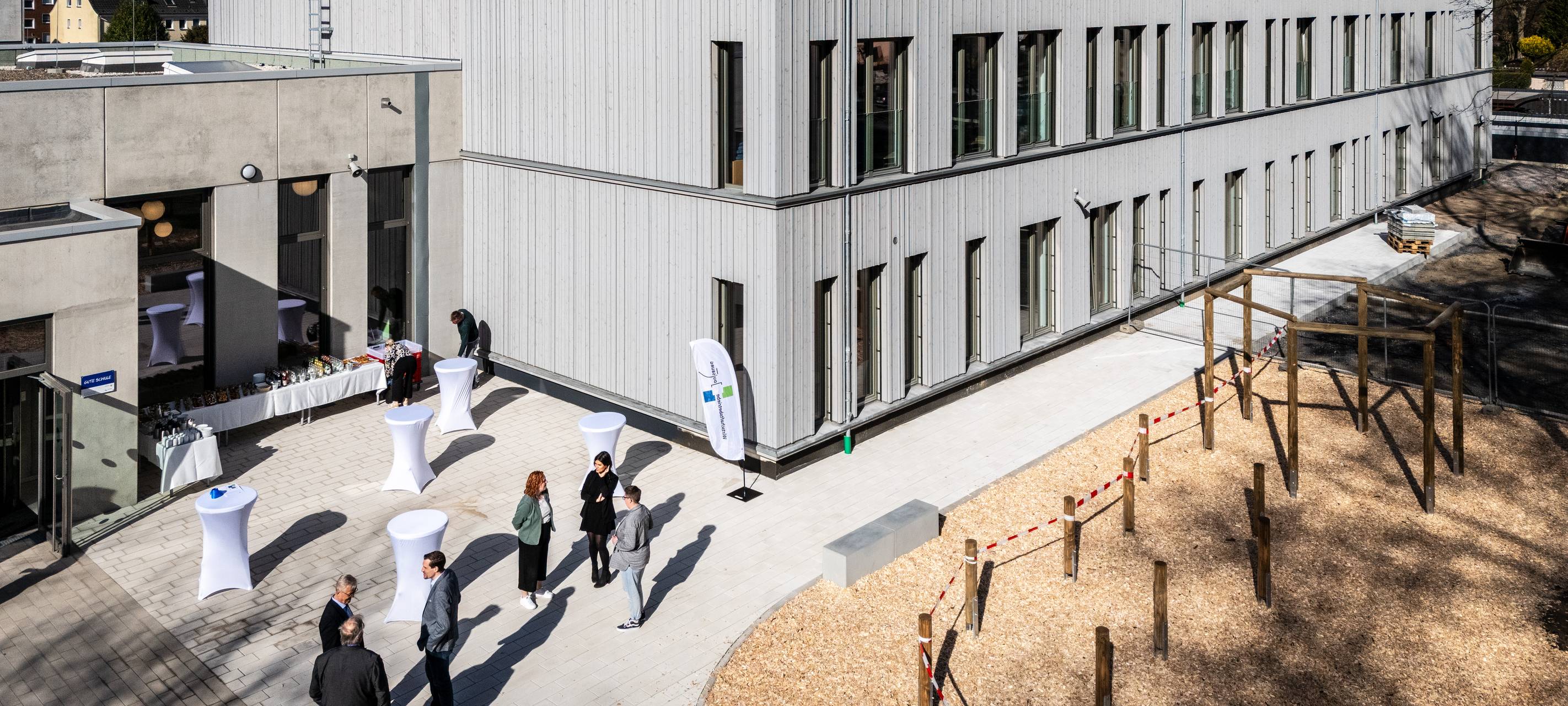 Neue Turnhalle, Mensa und Klassenräume: Erweiterungsneubau der Vennbruchschule eröffnet