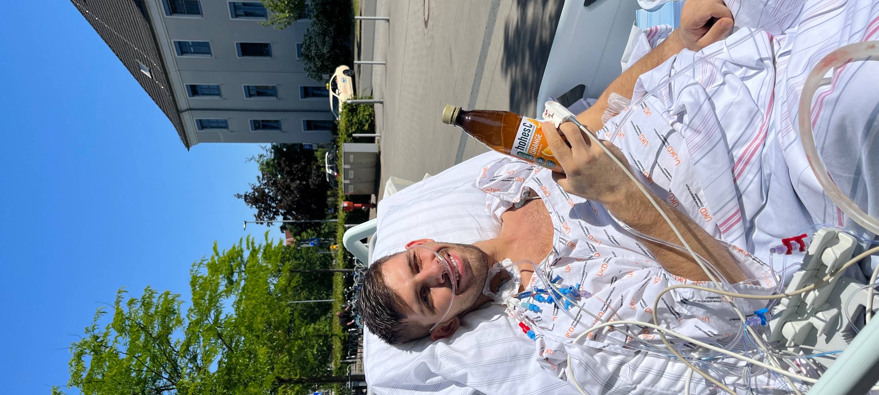 Yasin Güler im Krankenbett.