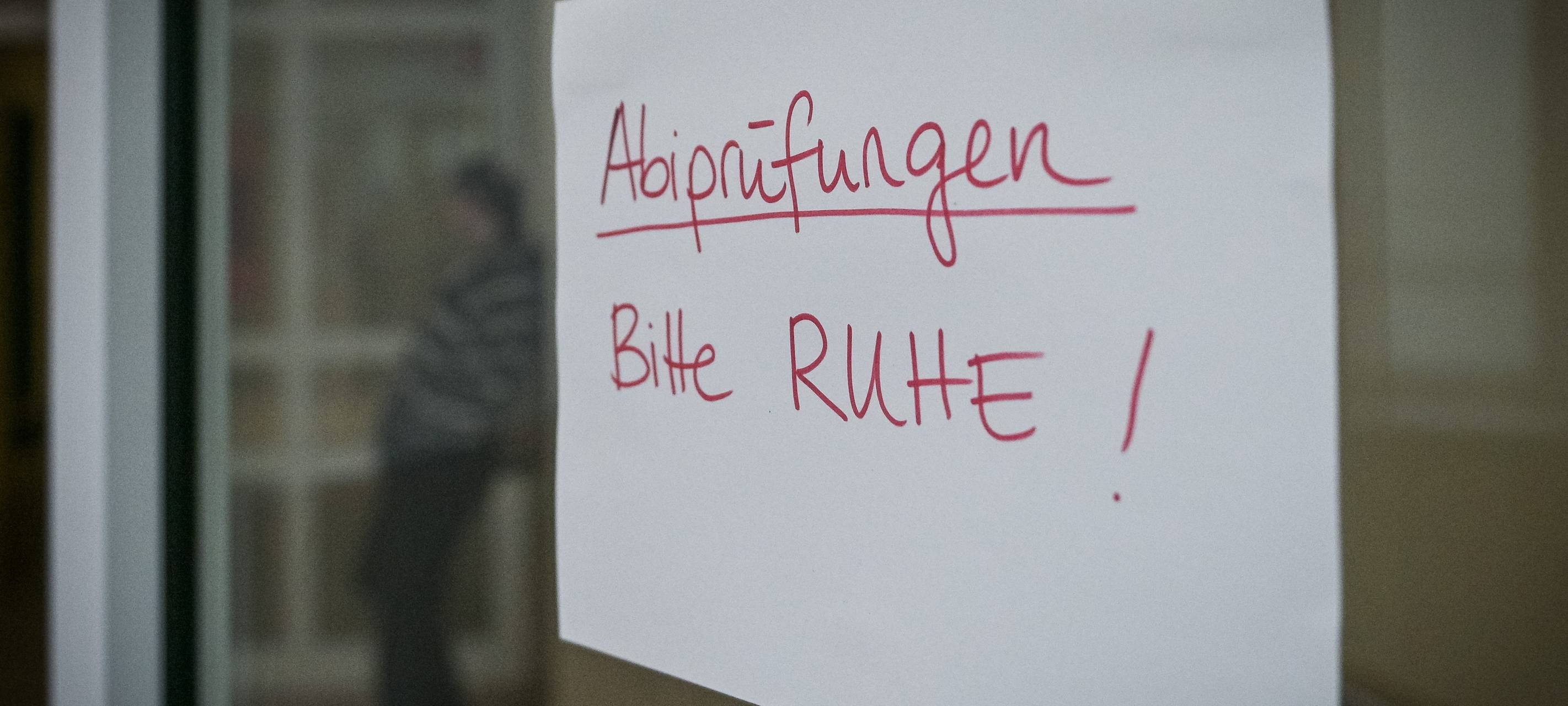 Die Abitur-Prüfungen beginnen