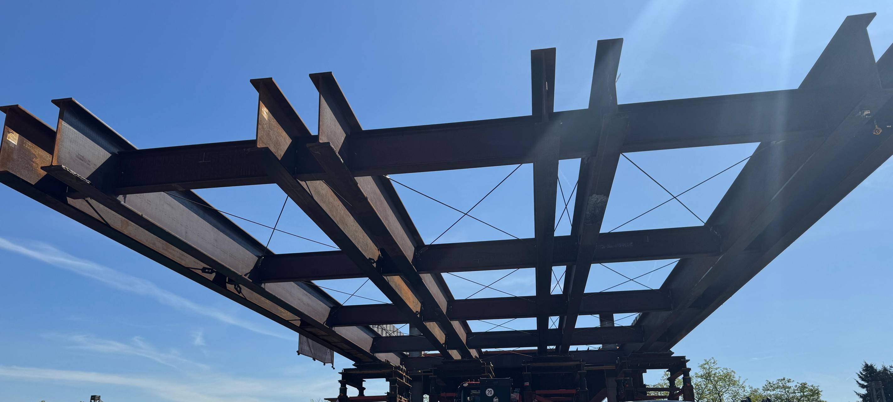 Die neue Cölve-Brücke ist in den letzten Zügen der Bauarbeiten.