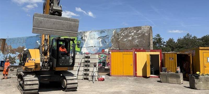 Die Bauarbeiten für den "Skywalk" haben begonnen.