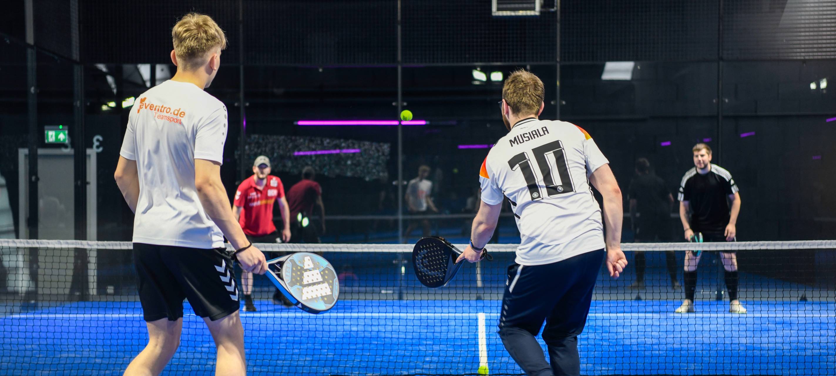 Padel-Sportanlage in Betrieb