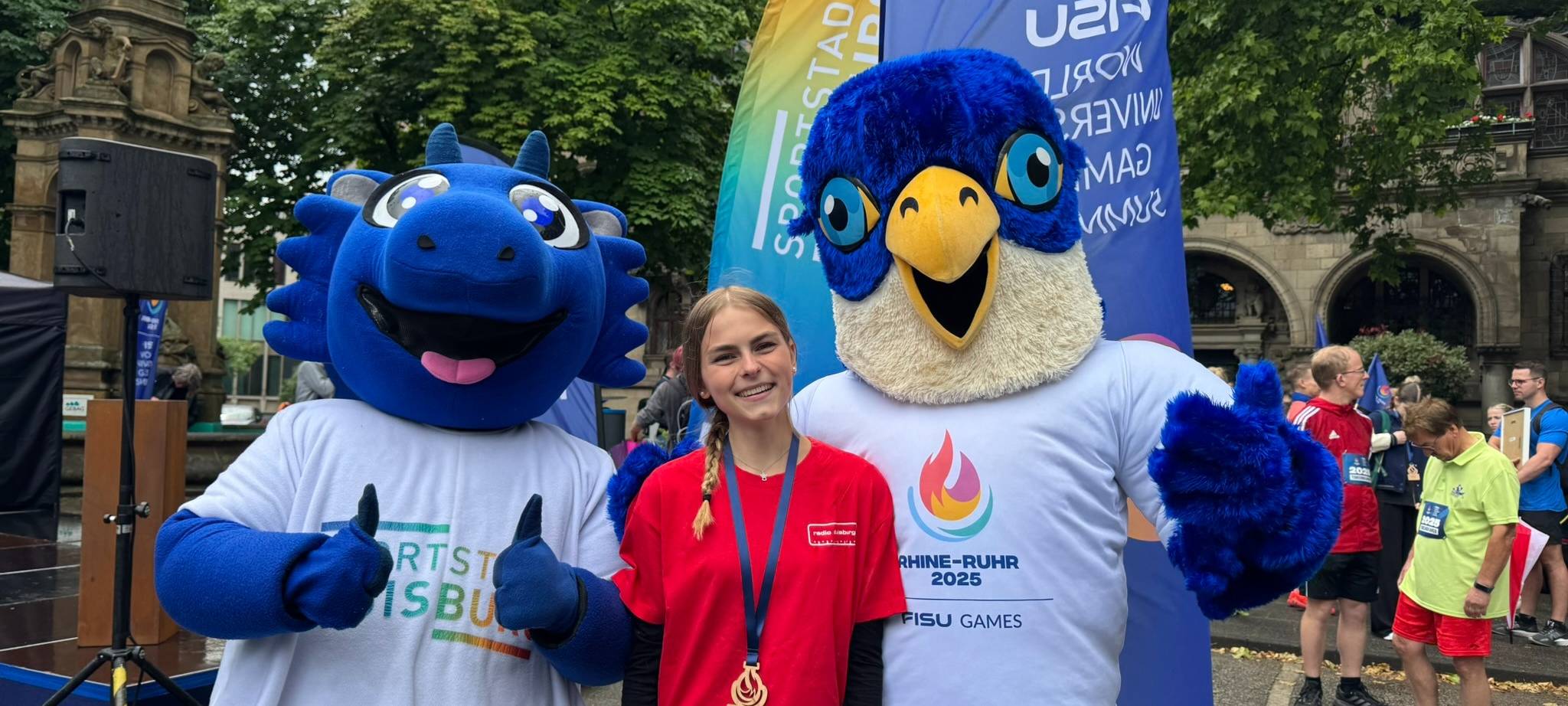 FISU-Fackel in Duisburg angekommen