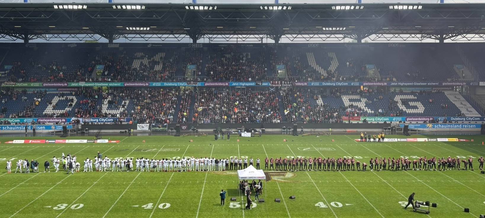 Rhein Fire beim ersten Spiel in Duisburg.