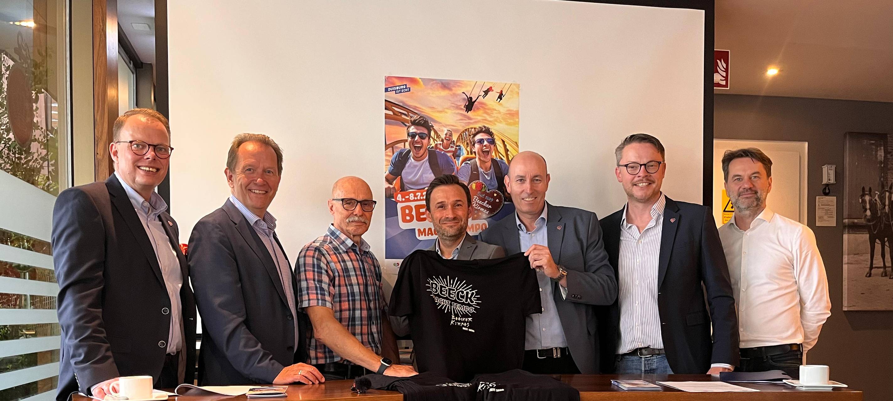 Beecker Kirmes 2025: Neue Fahrgeschäfte versprechen Nervenkitzel