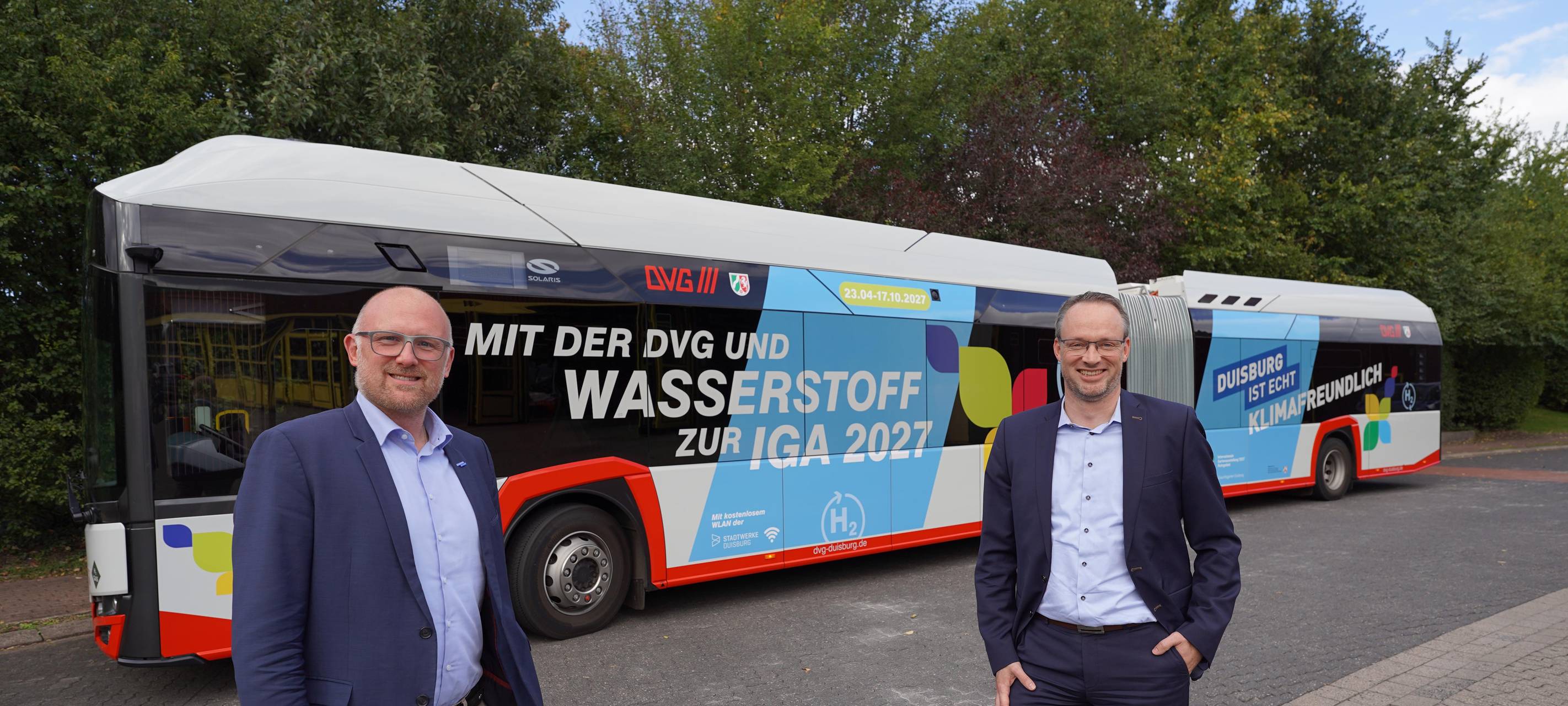 14 neue Wasserstoff-Gelenkbusse starten früher als geplant
