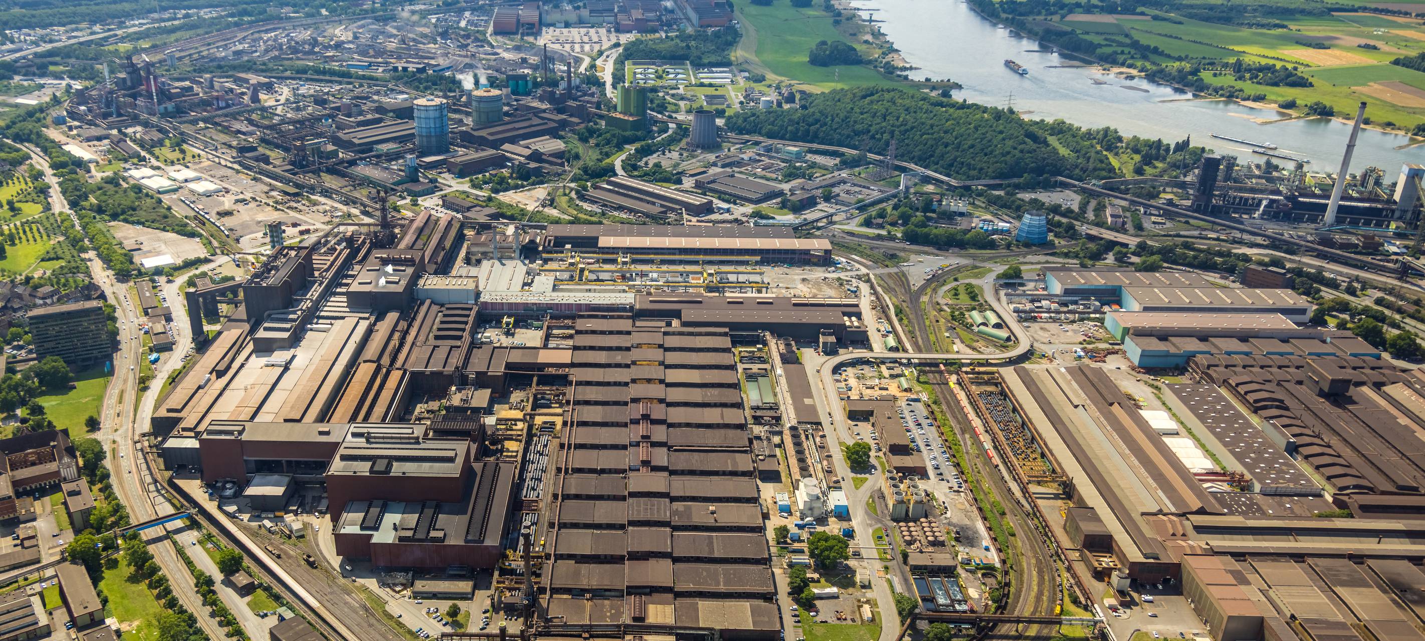 TKS: Leitungsarbeiten sorgen in Duisburg für Geräusche und Dampfwolken