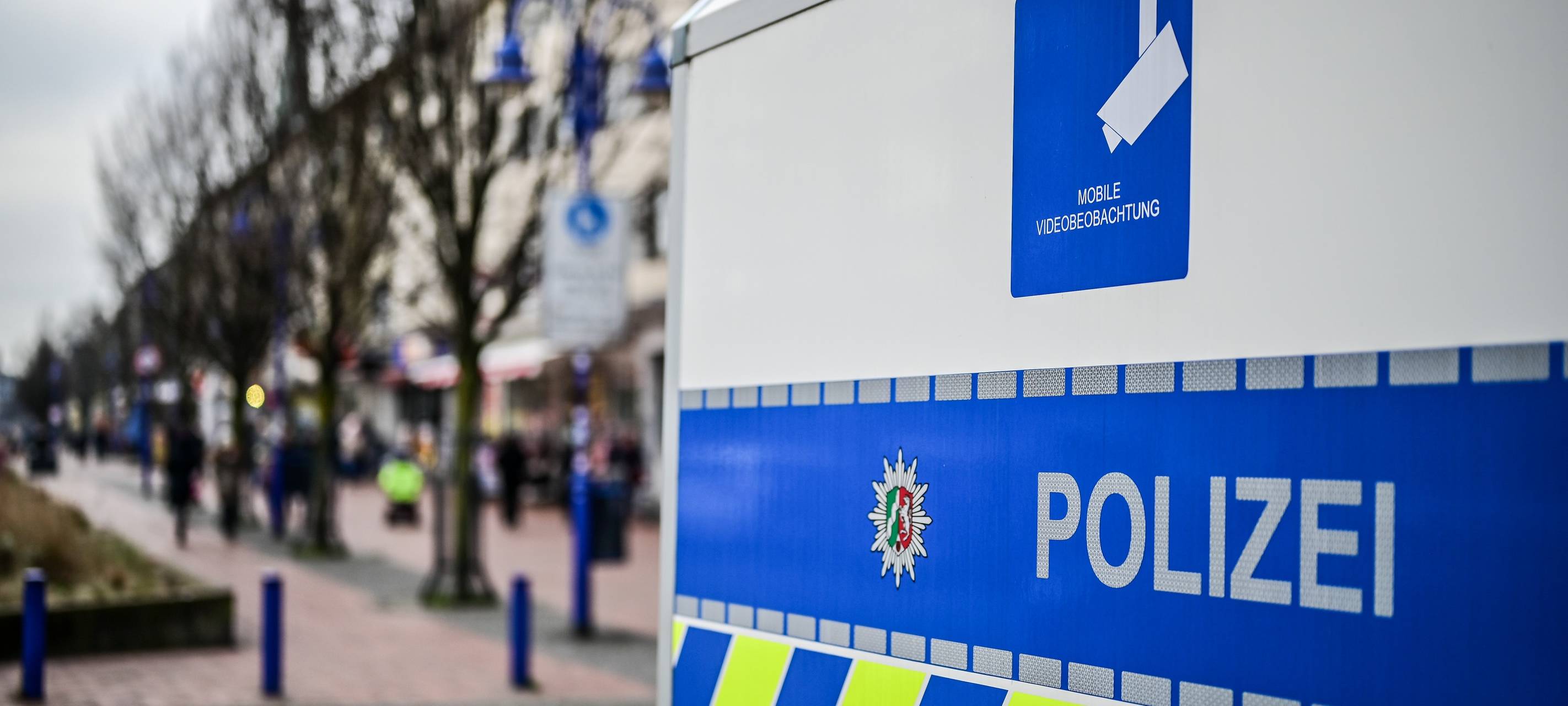 Polizei Duisburg setzt Videobeobachtung an Pauluskirche ein.