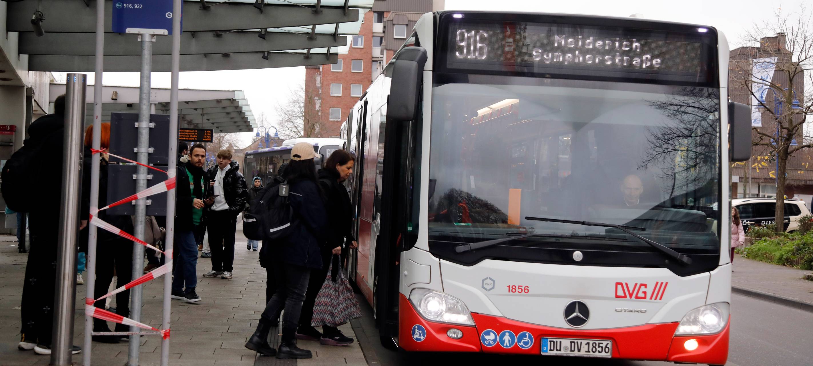 DVG stockt Fahrplan zur Weihnachtsmarkt-Saison auf