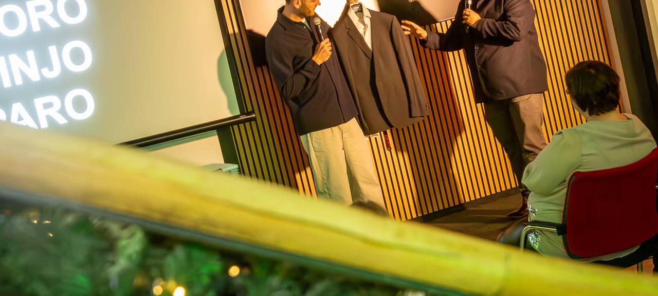 Leon Windscheidt – hautnah: Ein unvergesslicher Abend für Aktion Lichtblicke