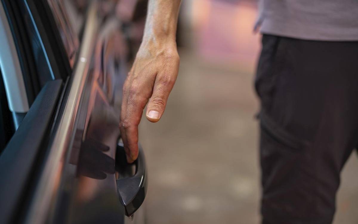 Polizei mit Schlag gegen Autodiebe-Bande in NRW