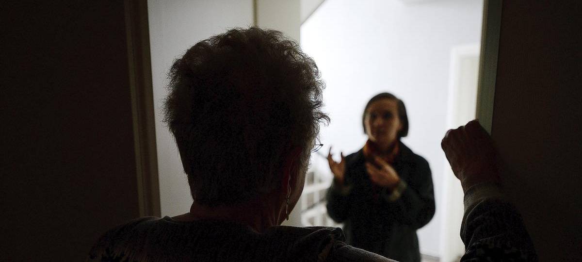 Trickdiebe täuschen Senioren in Duisburg