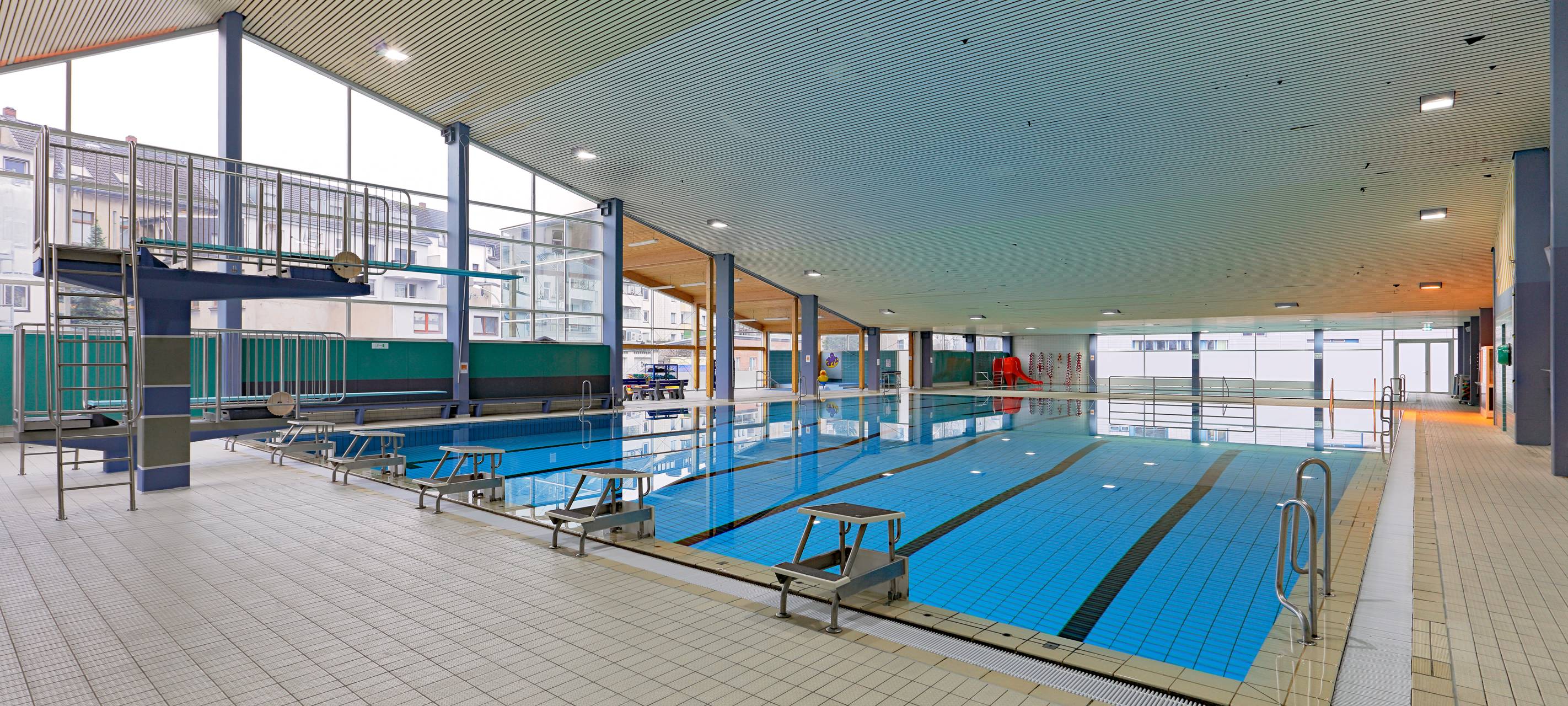 Hallenbad Neudorf schließt für drei Wochen