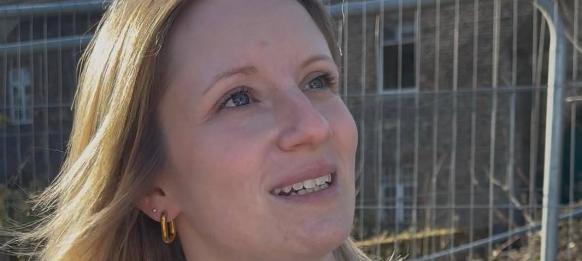 Mit Herz und Ideen: Duisburgerin will verfallenes Wasserschloss Gut Böckum retten