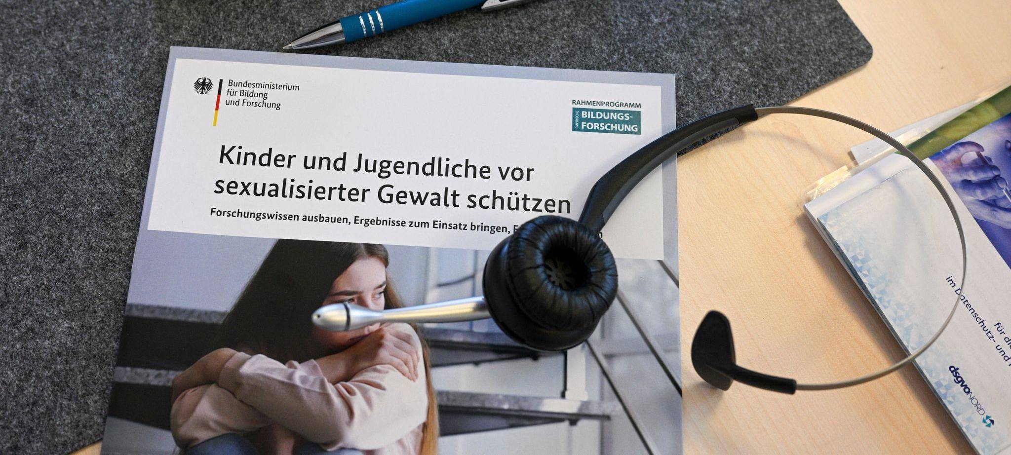 Hilfe-Telefon Sexueller Missbrauch