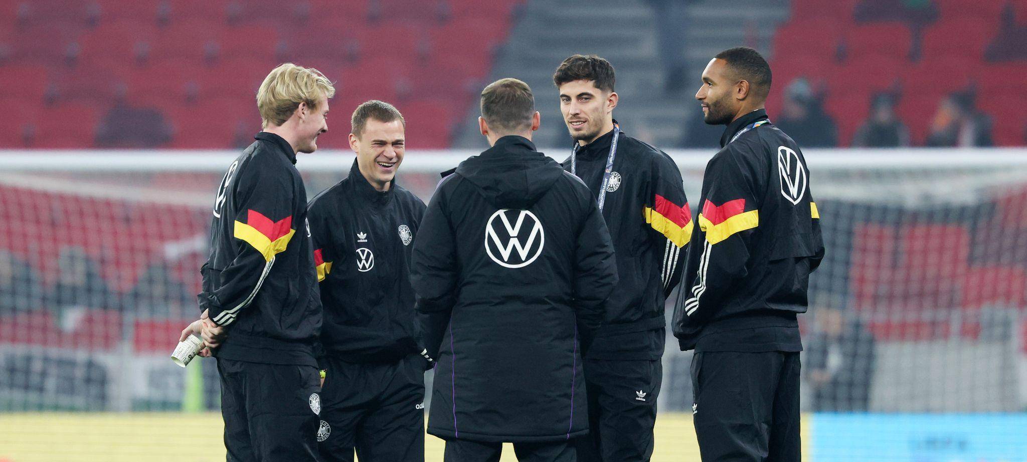 Fußball-Nationalmannschaft