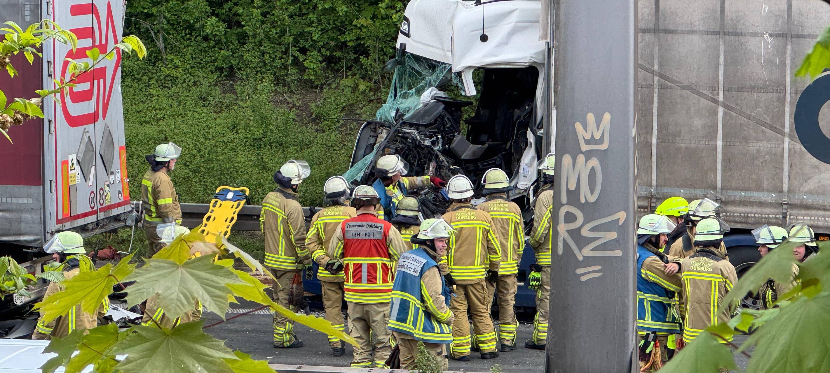 LKW Unfall A59 Duisburg