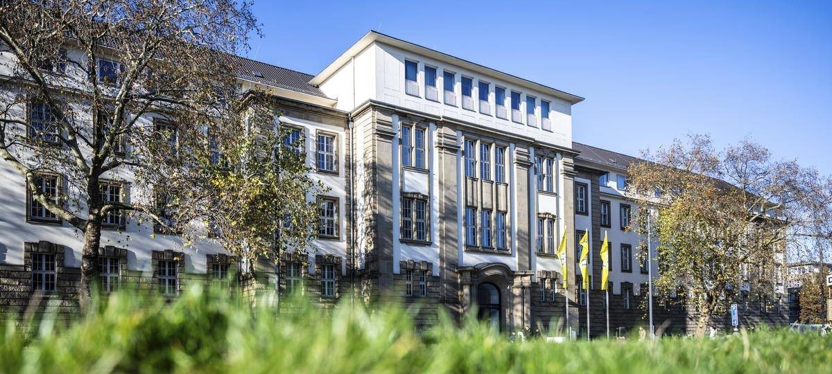 Amtsgericht Duisburg: Risse im Treppenhaus – Bereich gesichert und wieder freigegeben