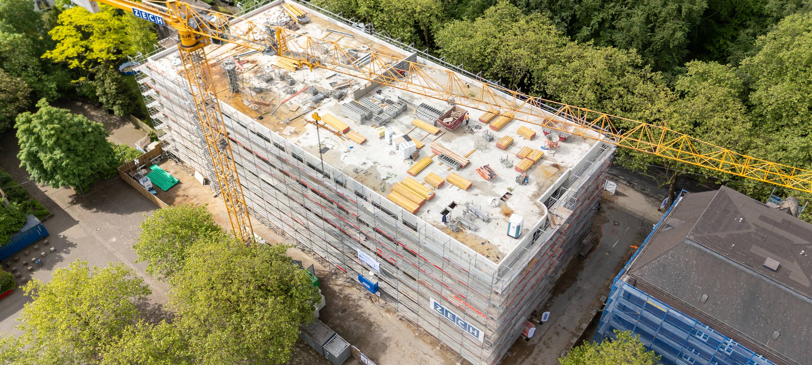 Duisburg: Richtfest an Leibniz-Gesamtschule