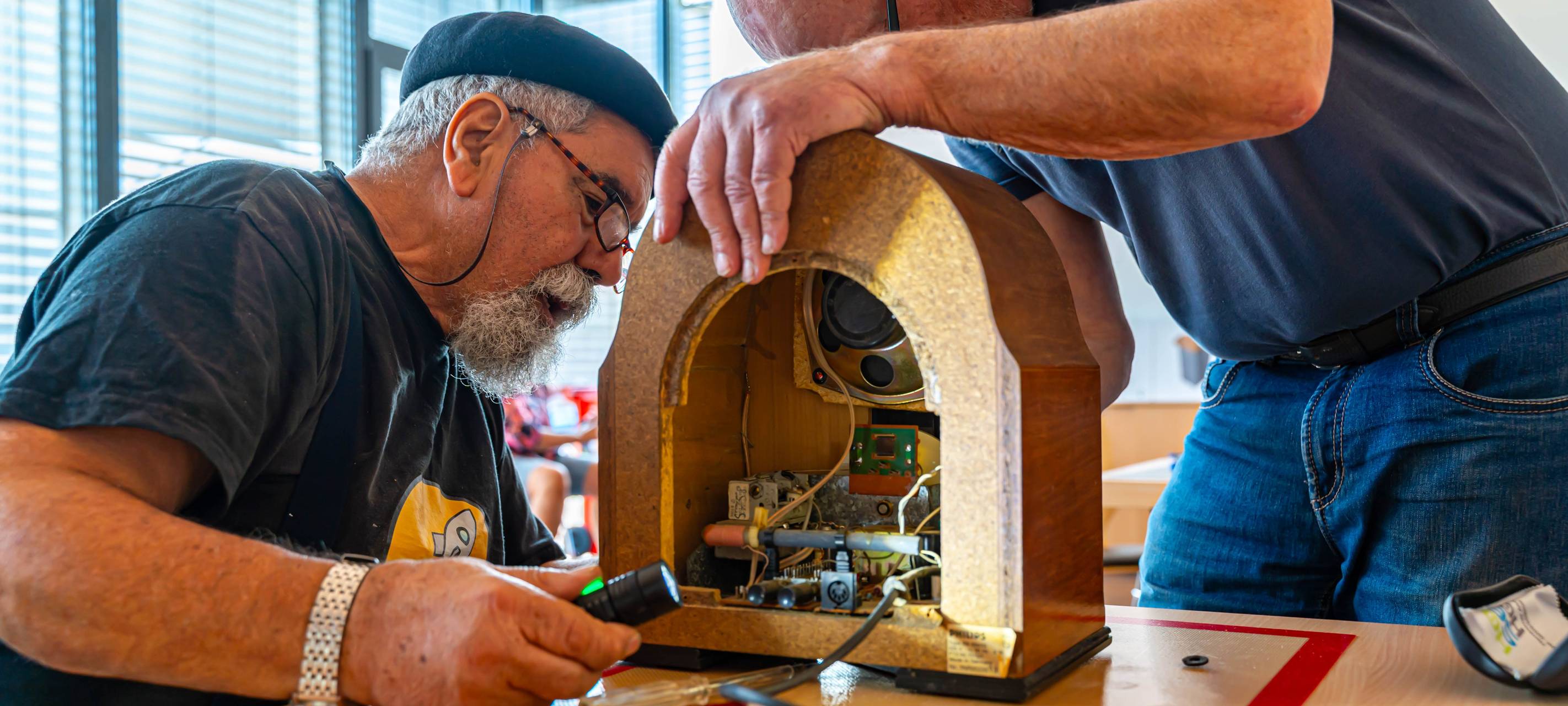 Repair Cafe im Recyclingcentrum Nord.