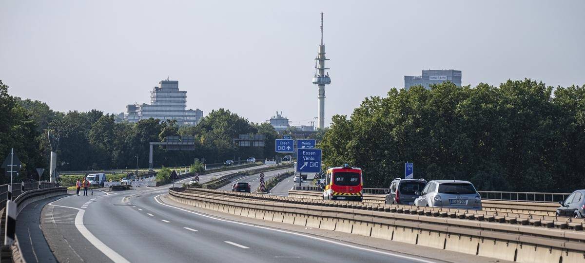 A59: Asphaltschaden sorgt für Sperrung am Sonntag