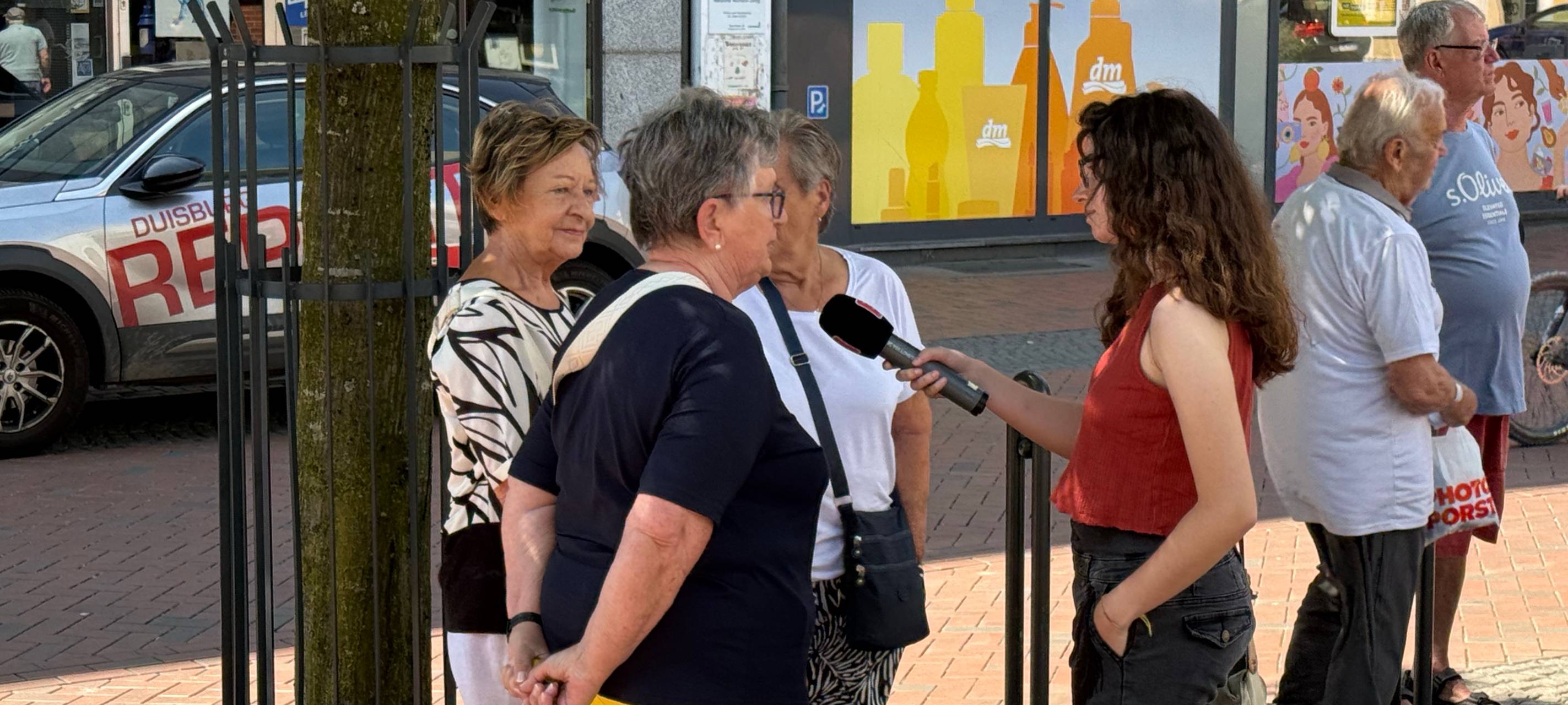 Unsere Reporterin Lara Leffek hat auch mit den Zuschauern vor Ort gequatscht