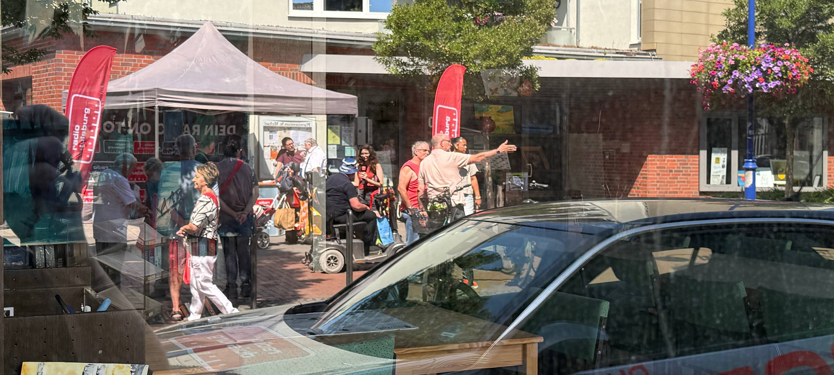Unser Stand mitten auf der Von-Der-Mark-Straße