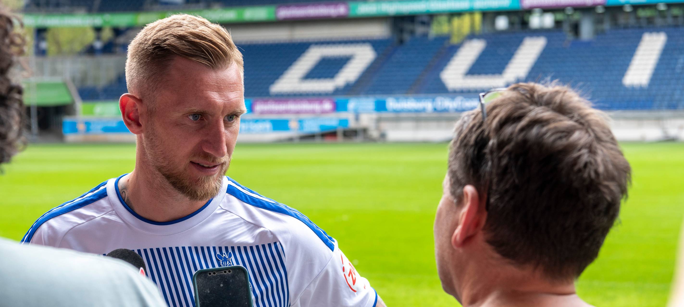Kapitän Hahn vor Abgang beim MSV