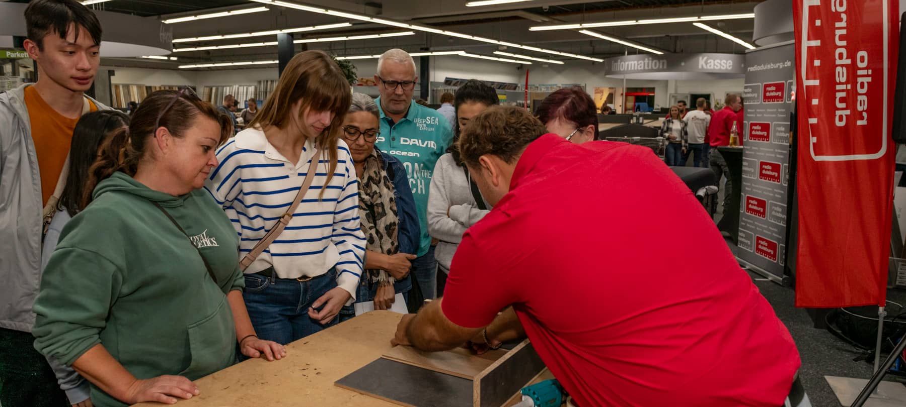 FOTOS: DU it yourself – Verlege-Workshop im LaminatDEPOT
