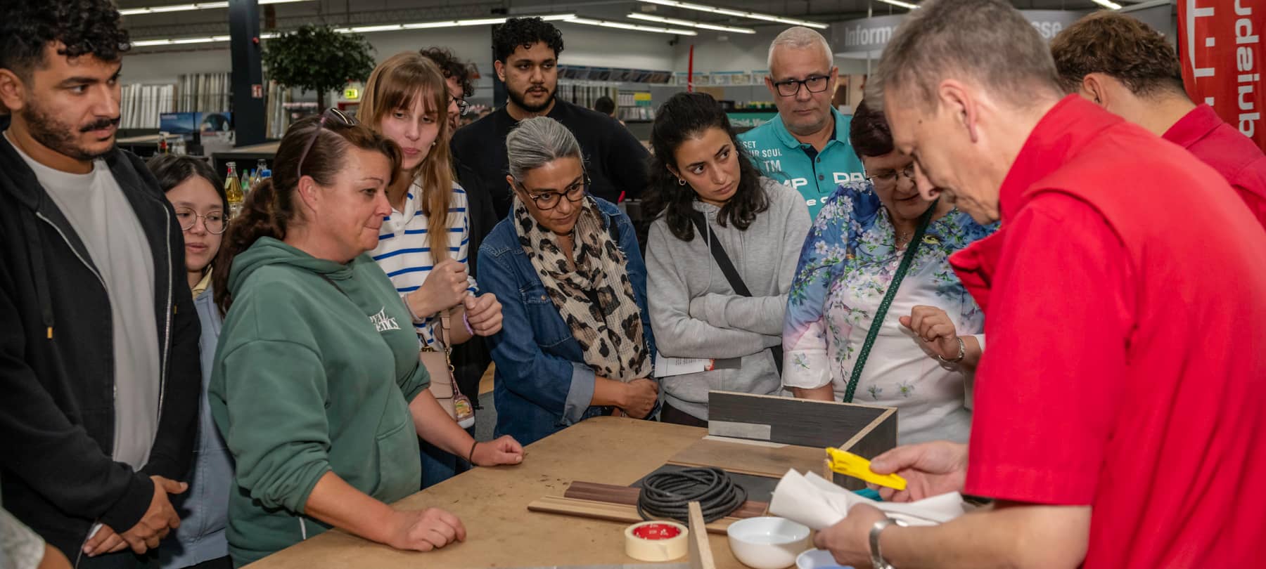 FOTOS: DU it yourself – Verlege-Workshop im LaminatDEPOT
