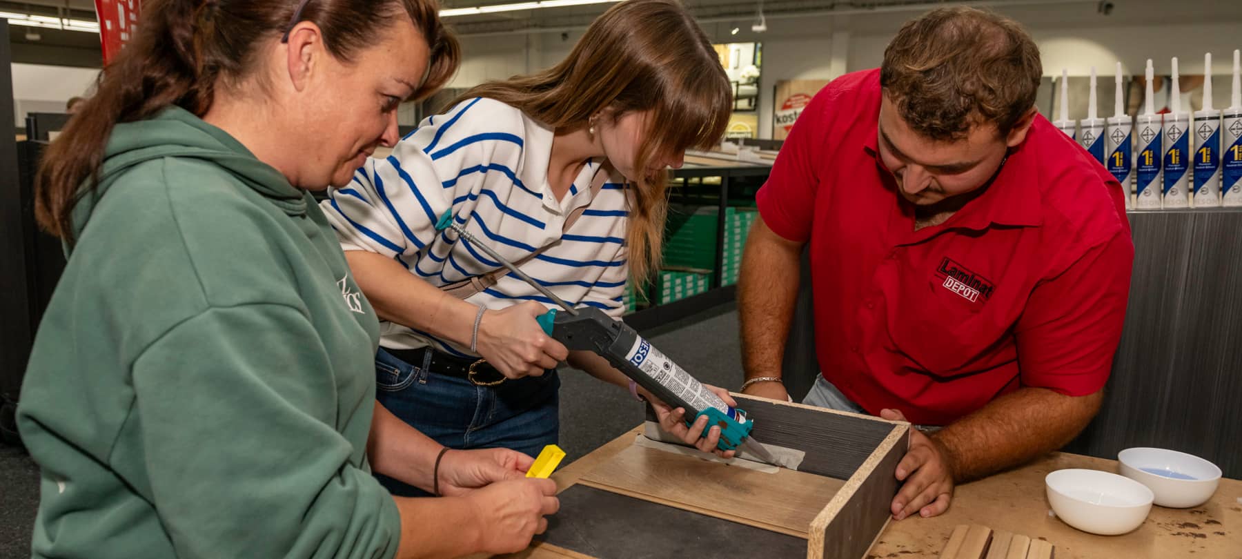 FOTOS: DU it yourself – Verlege-Workshop im LaminatDEPOT