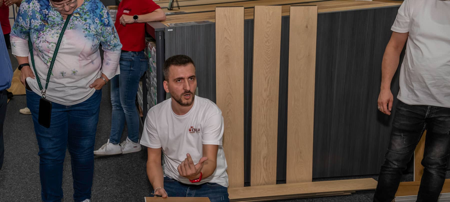 FOTOS: DU it yourself – Verlege-Workshop im LaminatDEPOT