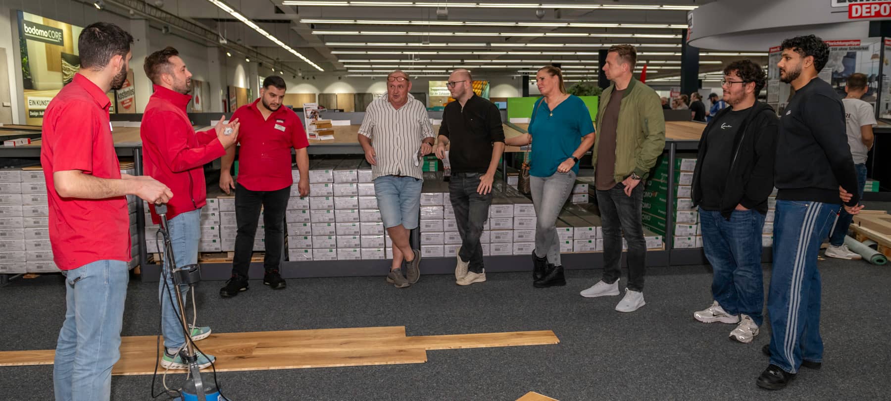FOTOS: DU it yourself – Verlege-Workshop im LaminatDEPOT