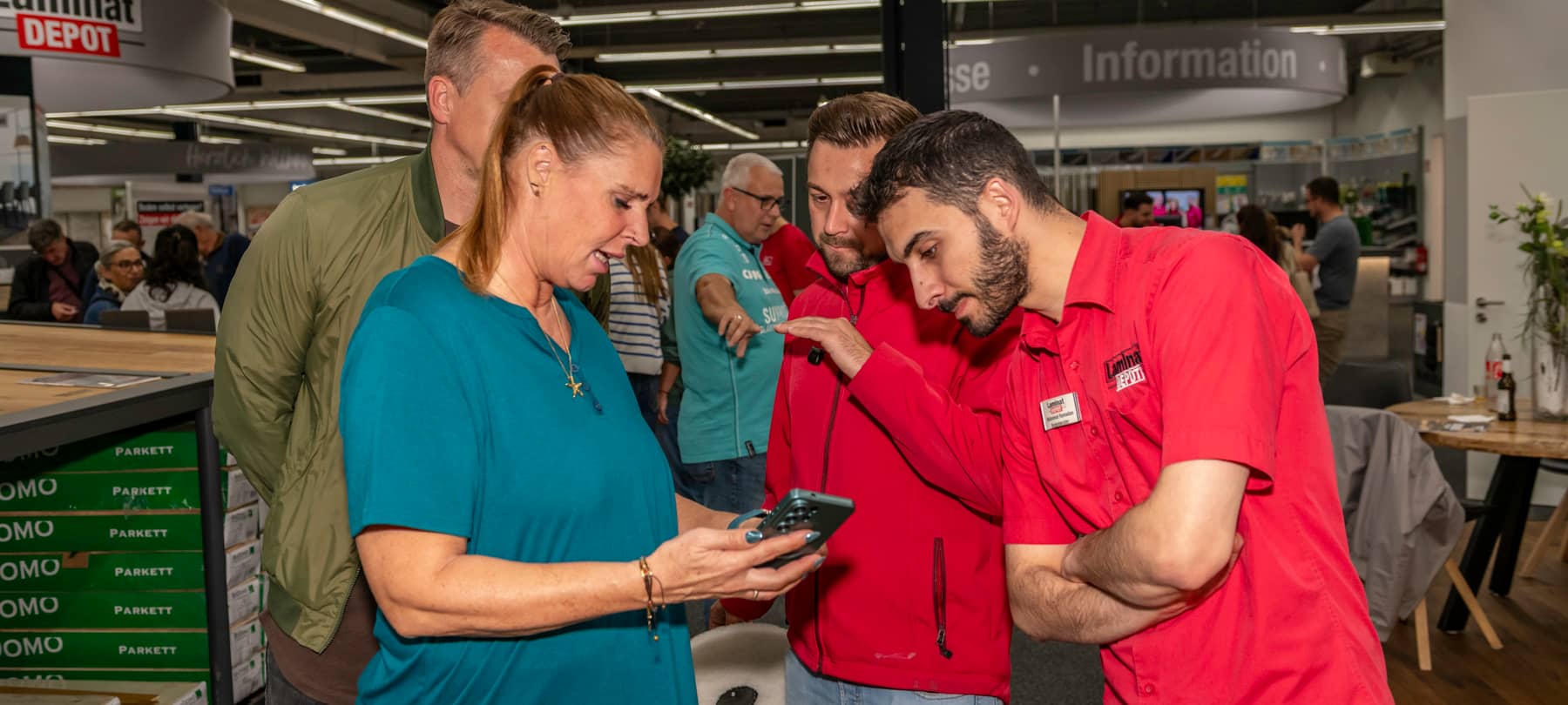 FOTOS: DU it yourself – Verlege-Workshop im LaminatDEPOT