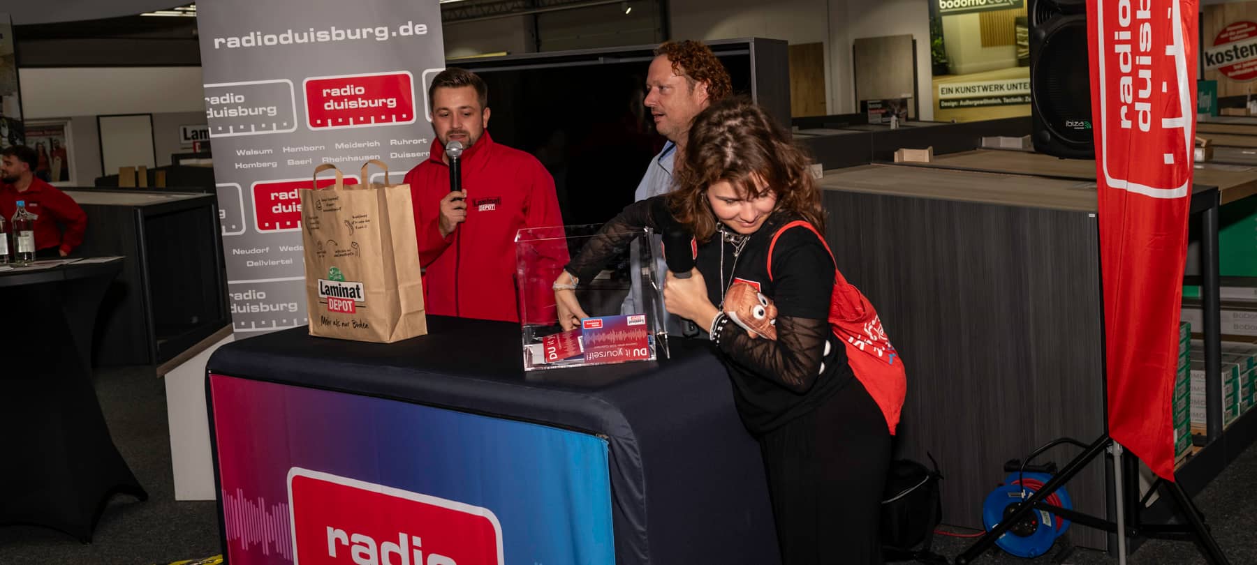 FOTOS: DU it yourself – Verlege-Workshop im LaminatDEPOT