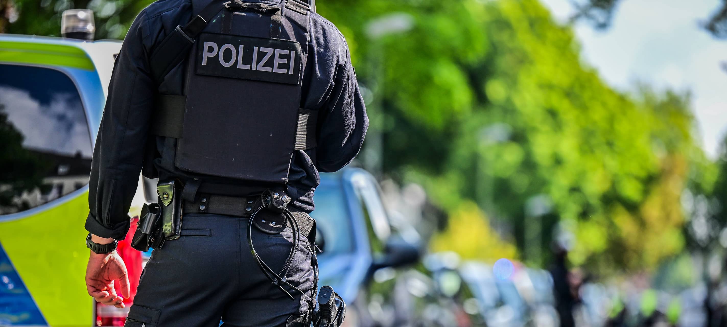 Nach Razzia in Duisburg: Polizist und zwei Mitarbeiter unter Verdacht