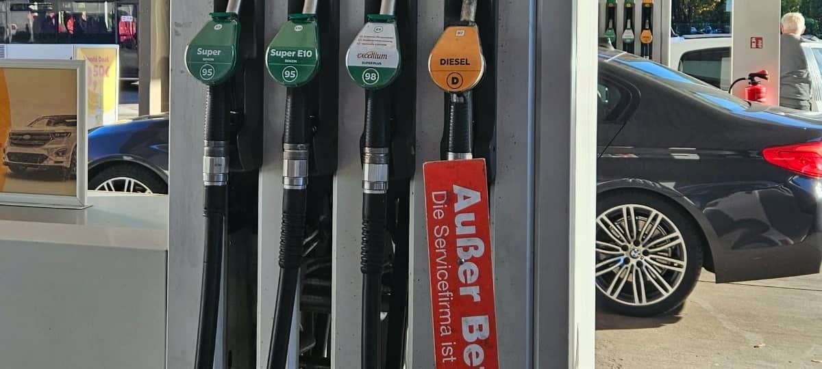 Kraftstoff-Engpässe an Duisburger Tankstellen
