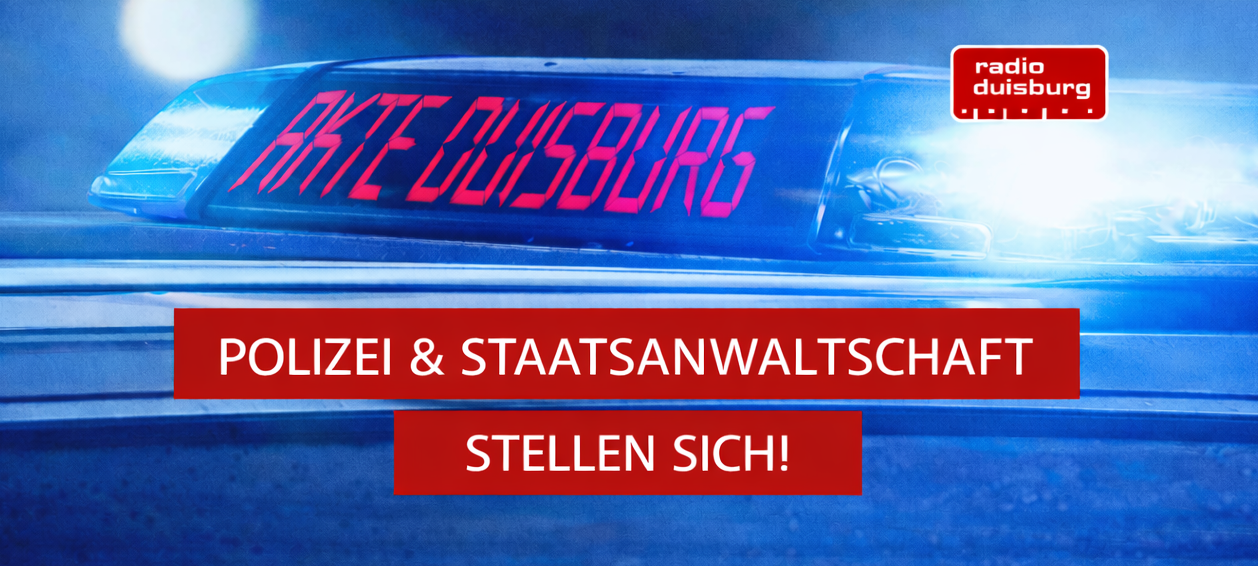 Das Display über einem Polizeiauto zeigt den Schriftzug Akte Duisburg-